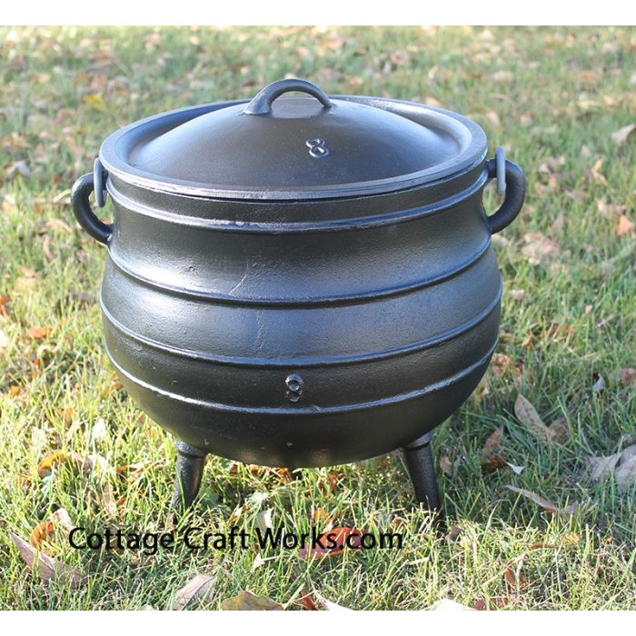 Potjie Pot #8 Three Leg Cast Iron Kettle-4.75 gal