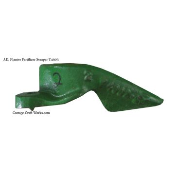 J.D. Y4902 Fertilizer Scraper
