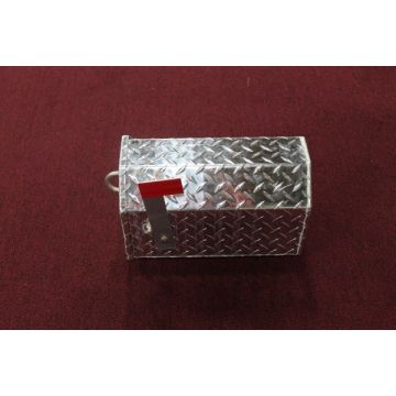 Small Aluminum Diamond Plate Mail Box